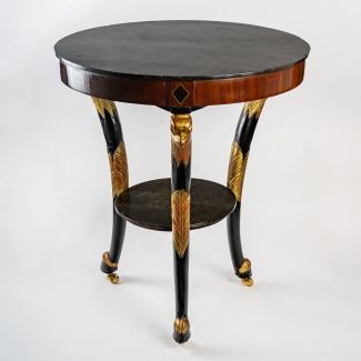 Circular table or pedestal table in mahogany decorated with eagles' heads, Consulate period (1799-1804), view 2