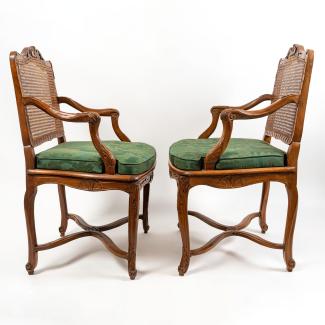 French Regence Period, Pair of beechwood cane armchairs, circa 1715-1723, view 2