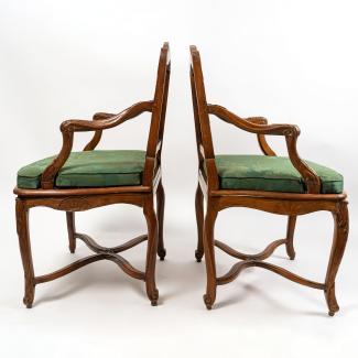 French Regence Period, Pair of beechwood cane armchairs, circa 1715-1723, View 4