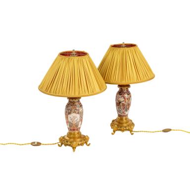 Pair of lamps in Satsuma earthenware and gilt bronzePair of lamps in Satsuma earthenware and gilt bronze