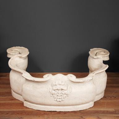 Carrara marble basin attributed to Filippo Parodi