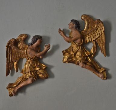 Pair of sconces representing angels