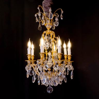 Maison Baguès French Louis XVI style Gilt-Bronze & Cut-Crystal Chandelier Circa 1920
