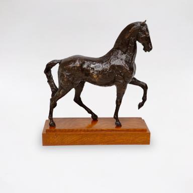 Bronze horse sculpture View 1