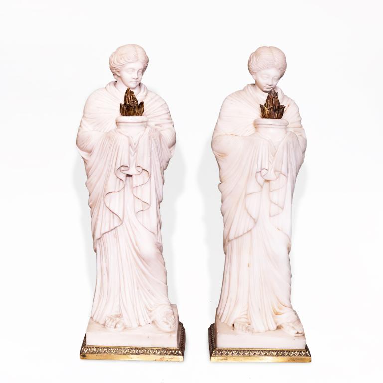 Pair of Vestals in marble