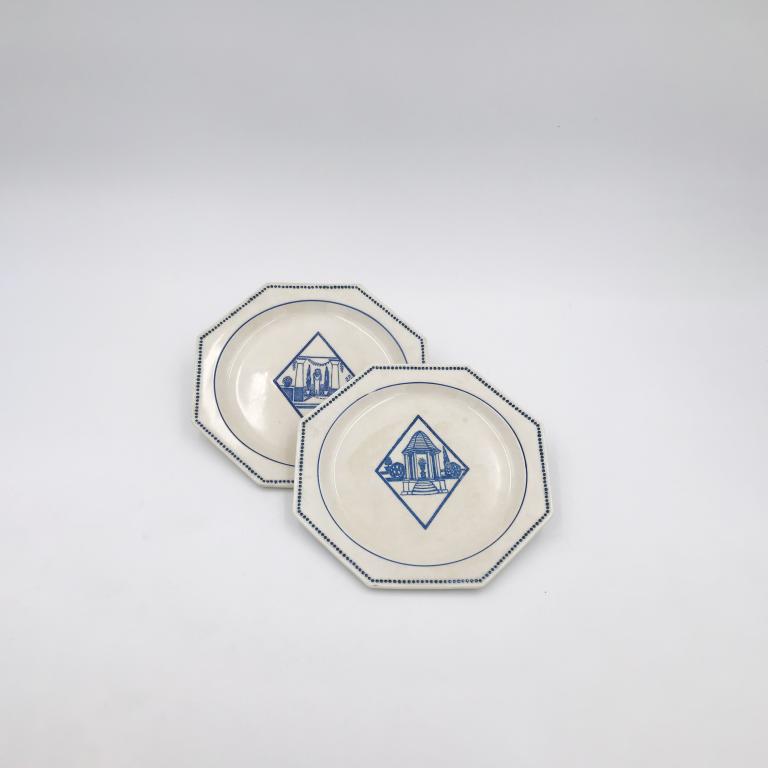 Pair of octogonal Primavera Art Deco plates