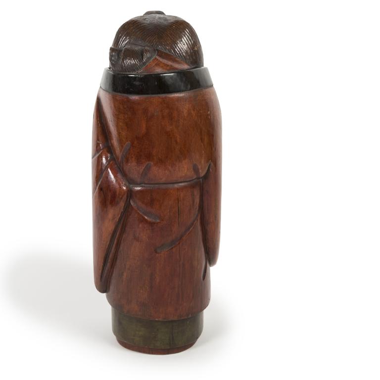 galerie tiago Japanese lacquered wood Tanuki and baby