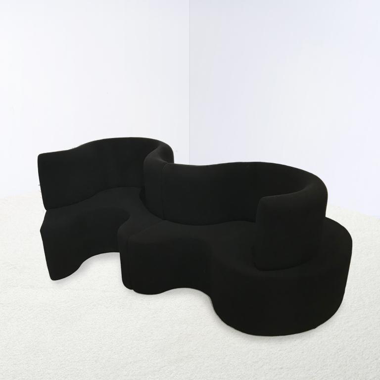 Cloverleaf sofa by Verner Panton