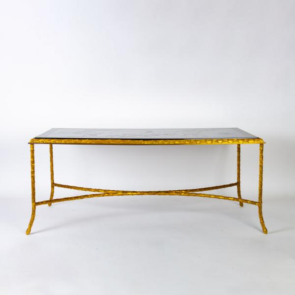 Elegant coffee table from the House of Baguès