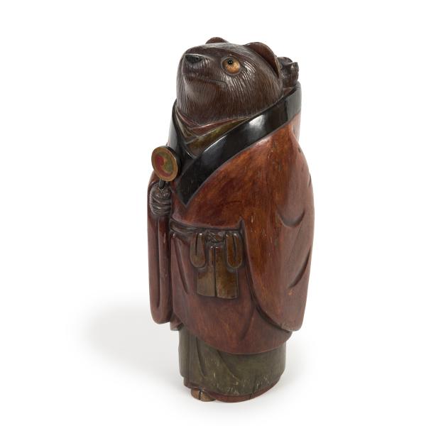 galerie tiago Japanese lacquered wood Tanuki and baby