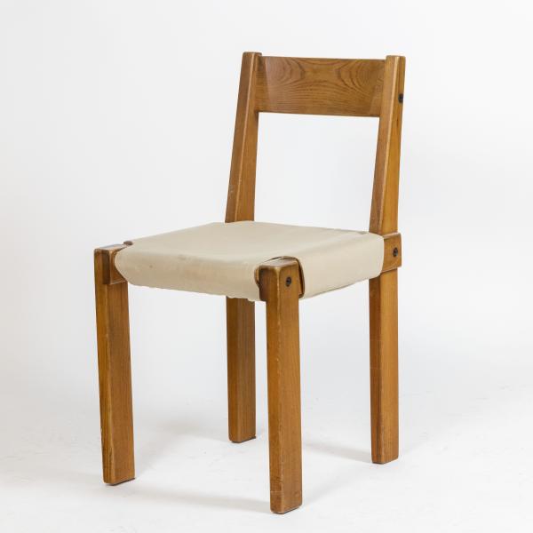 Chair in blond solid elm, model S24 by Pierre Chapo